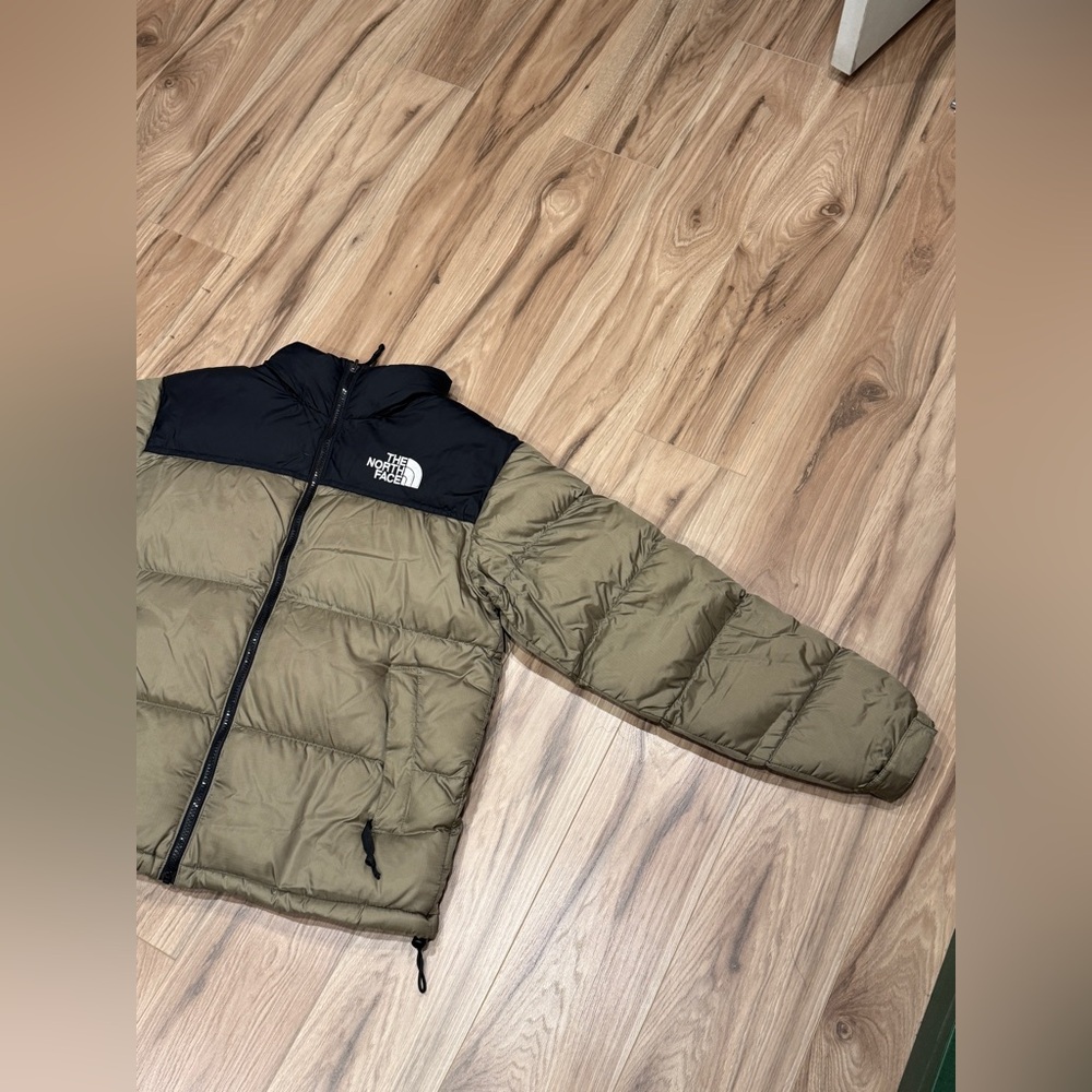 North face men down jacket - image 4